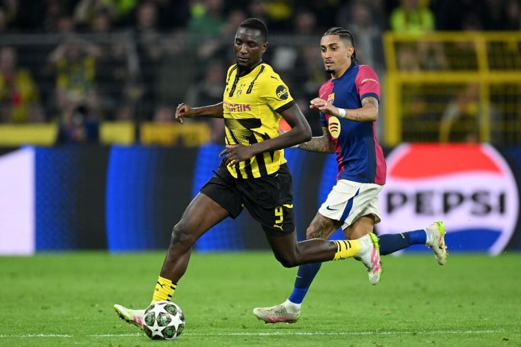 维拉多特顽强反击仍无功而返 巴萨巴黎险胜晋级