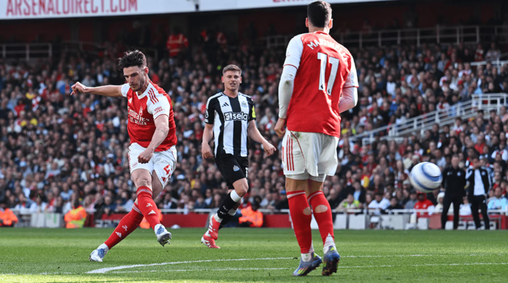 英超争五混战最终战 曼城手握晋级欧冠主动权