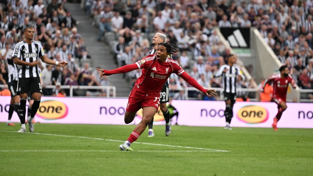 12BET:利物浦惊险逆转新星老将双线爆发