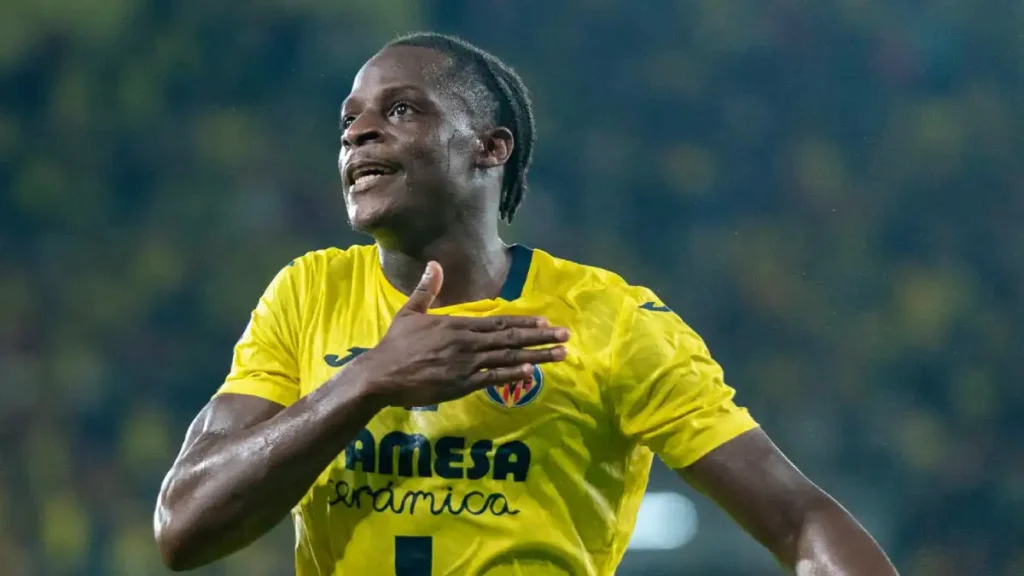 12BET:黄潜艇操作或成聪明反被聪明误