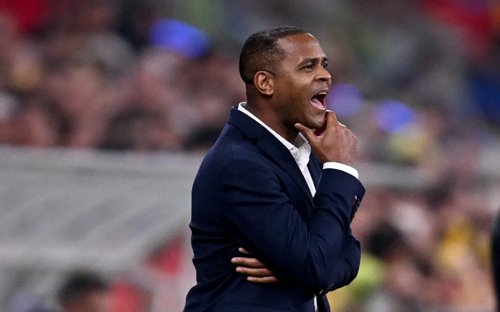12BET Malaysia covers Kluivert exit news